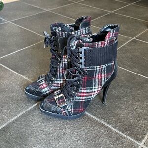 Boutique 9 Plaid Heeled Boots